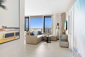 TV, offices - Beautiful 1BR High-Rise | Sunset Views (Hollywood)