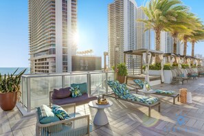 Terrace/patio - 2BR Apt w/ Oceanfront Private balcony + Amenities (Hollywood)