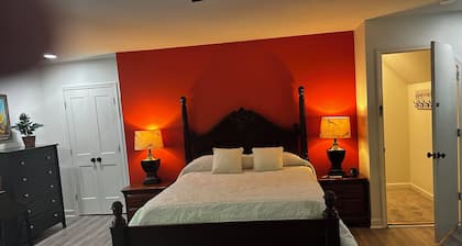 Cozy efficiency in serene Pewee Valley