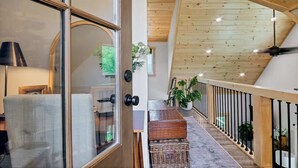 Unclassified image, 3 of 42, button - Yona Lodge - 4br Mountain Lodge, Hottub, Golf (Townsend)