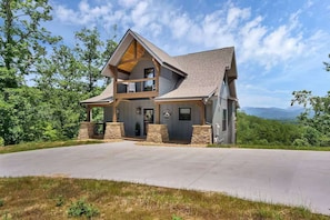 Exterior - Yona Lodge - 4br Mountain Lodge, Hottub, Golf (Townsend)