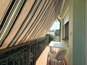 Apartment, 2 Schlafzimmer, Balkon, Gartenblick | Balkon