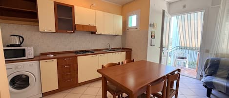 公寓, 2 间卧室, 阳台, 花园景观 | 住宿内部