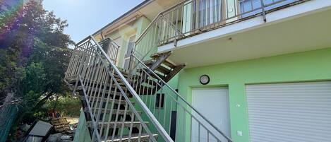 Apartment, 2 Bedrooms, Balcony, Garden View | Exterior