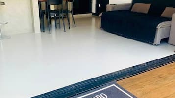 Casa, vista para a piscina | Parte interna