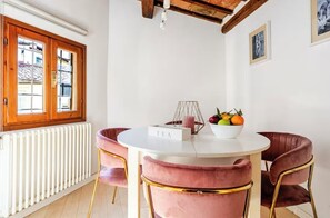 Dining - Bright loft with elevator in the historic center of Florence (Firenze)