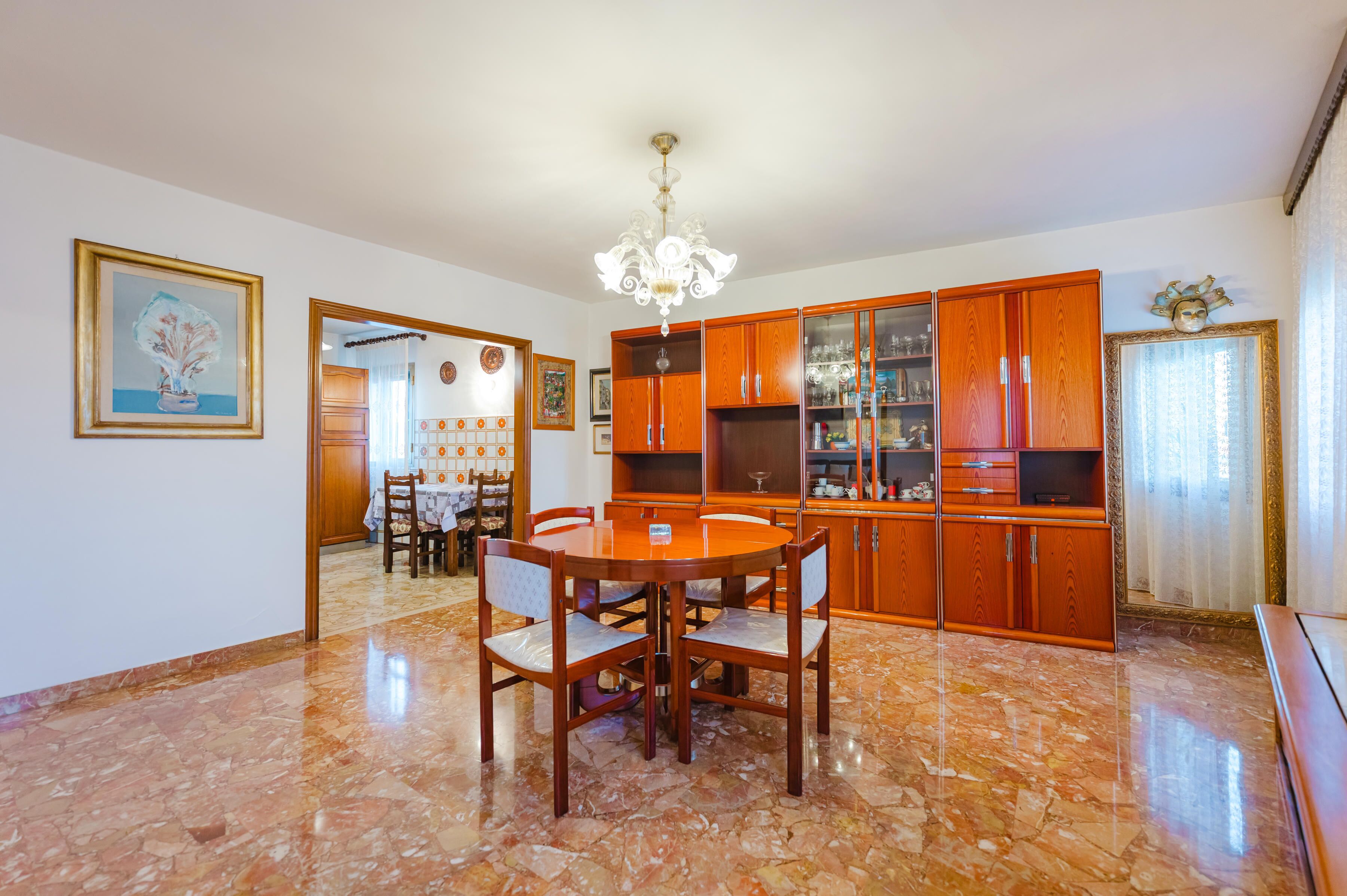 Superior-Apartment, Stadtblick | Wohnbereich