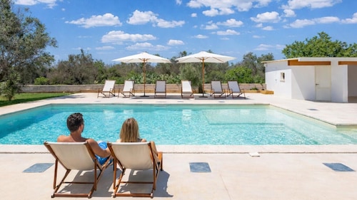 Villa Calura - 3 Schlafzimmer, Pool, WLAN