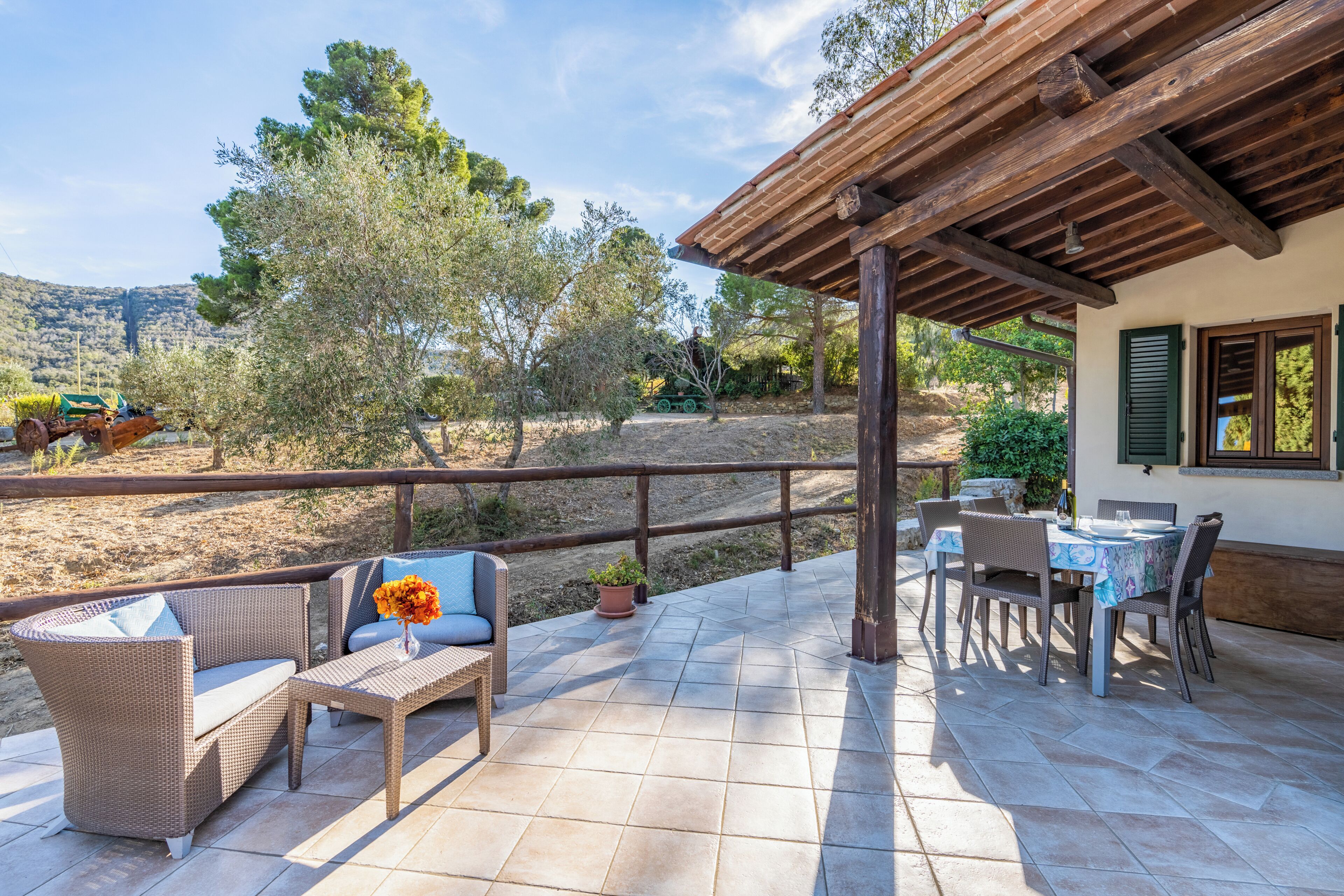 Condo, 2 Bedrooms | Outdoor dining