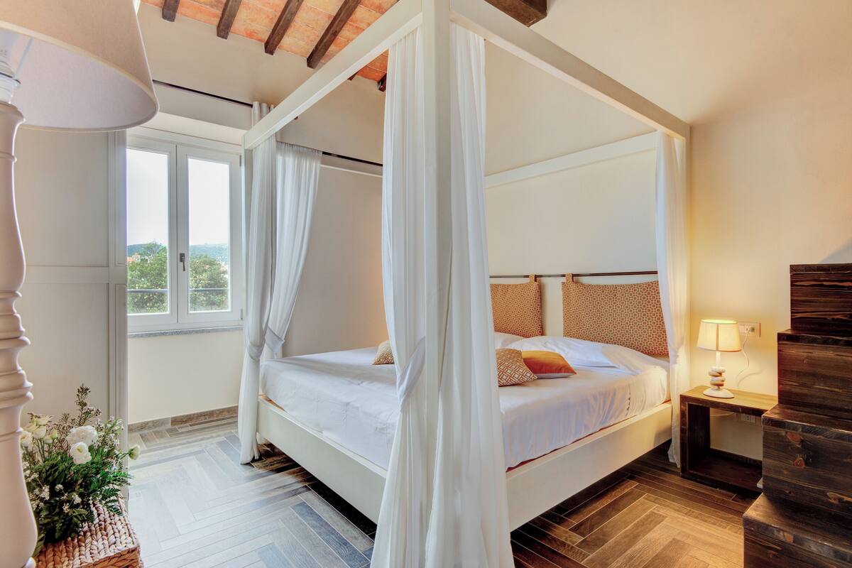 City Apartment, 2 Bedrooms, City View | Free WiFi, bed sheets