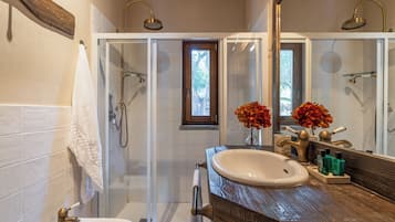 Condo, 2 Bedrooms | Bathroom | Shower, free toiletries, hair dryer, bidet