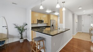 Coffee/tea maker, fridge, microwave, stovetop - Dunesaglow - Bay View and Sunsets! (Virginia Beach)