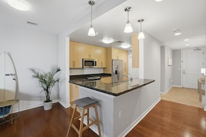 Coffee/tea maker, fridge, microwave, stovetop - Dunesaglow - Bay View and Sunsets! (Virginia Beach)
