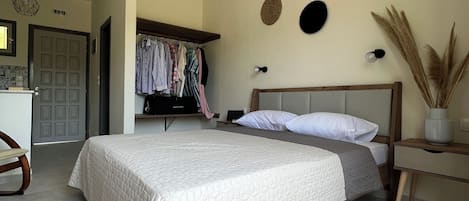 Standard Studio, Balcony, Garden View