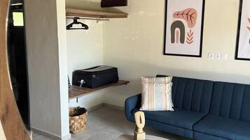 Studio Standard, balcon, vue jardin | Coin séjour