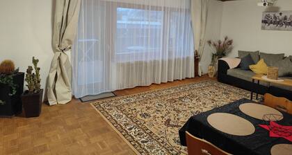 Großzügiges und gepflegtes Haus mit 8 Zimmern