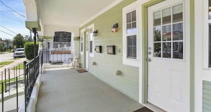 3-bedroom house in delightful New Orleans with central cool AC