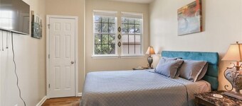 3-bedroom house in delightful New Orleans with central cool AC