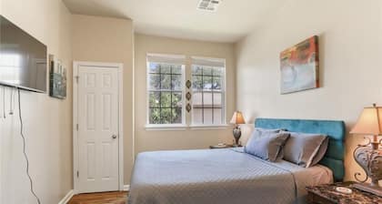 3-bedroom house in delightful New Orleans with central cool AC