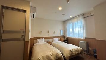 Couette en duvet d'oie, rideaux occultants, Wi-Fi gratuit, draps fournis