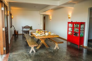 Nhà gỗ cơ bản | Khu ăn uống