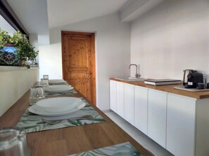Private kitchen - Cozy and spacious apartment in the heart of the historic center of Catania (Catania)