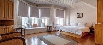 3BR House w Private Terrace - 3 Bathrooms - 5 Min to Blue Mosque & Hagia Sophia