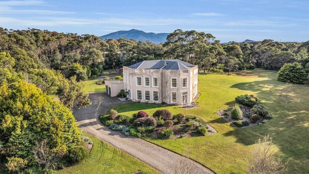 Exterior - Castle by the Sea - Tilba Road 26 (Wallaga Lake)
