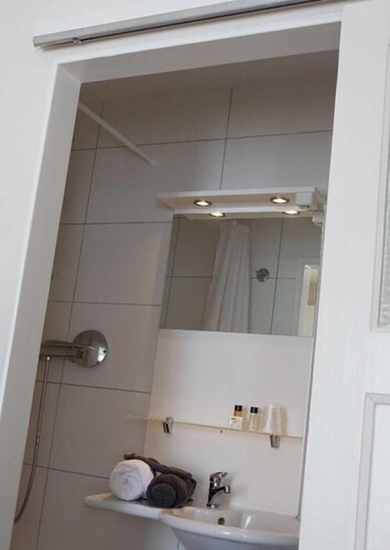 Ensche-Day Inn