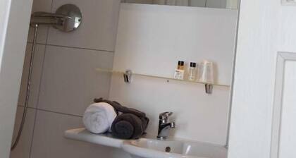 Ensche-Day Inn