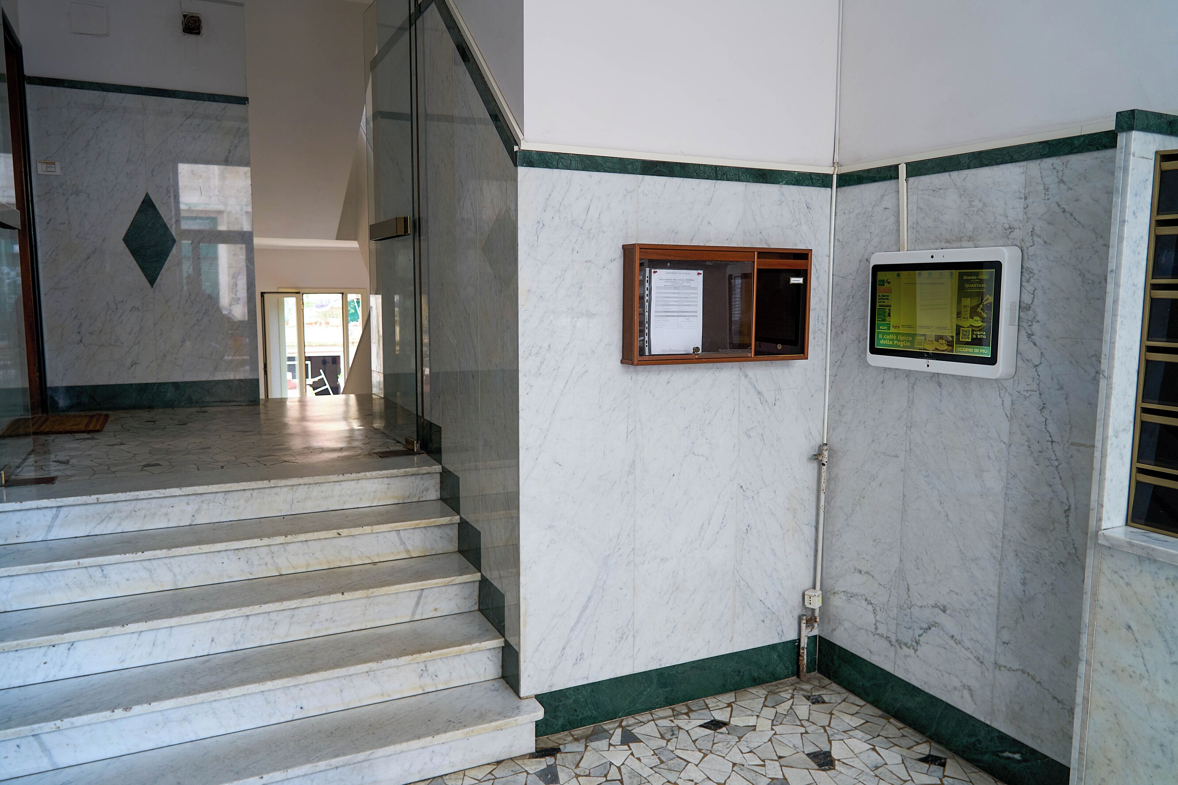 Apartamento, sacada, vista para a cidade | Parte interna