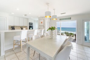 Dining - Gulf-Front Oasis on Scenic 30A (Santa Rosa Beach)