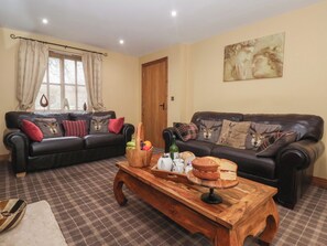 Living area - Champagne Cottage (Malton)