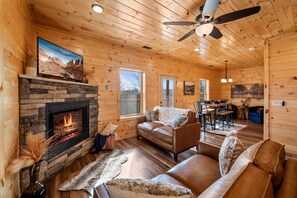 TV, fireplace, video games - Hot Tub Smokies Cabin| Game Room, Near Gatlinburg (Sevierville)