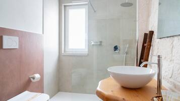 Hårtørrer, håndklæder, Sæbe, Shampoo