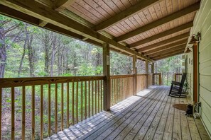 House | 2 bedrooms - Stairway to Heaven by Beyond Expectations (Sevierville)