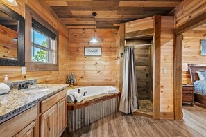 House | 6 bedrooms - Hibernation Station by Beyond Expectations (Sevierville)