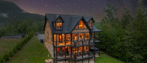 House | 6 bedrooms