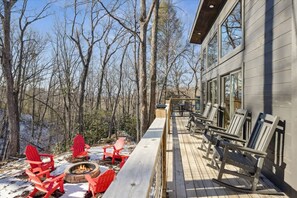 House | 3 bedrooms - Bearodise by Beyond Expectations With Hot Tub (Sevierville)