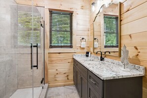 House | 3 bedrooms - Bearodise by Beyond Expectations With Hot Tub (Sevierville)