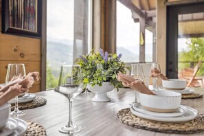 Suite | 3 bedrooms - Dicks Last Resort by Beyond Expectations (Gatlinburg)