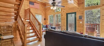 Kuntree Cabin by Beyond Expectations With Hot Tub