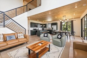 House | 5 bedrooms - Horizons Ahead Mountain Home by Beyond Expectations With Pool (Sevierville)