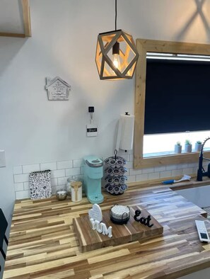 House | 1 bedroom - Mountain Top Tiny House by Beyond Expectations (Sevierville)