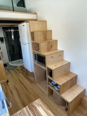 Apartment - Mountain Top Tiny House by Beyond Expectations (Sevierville)