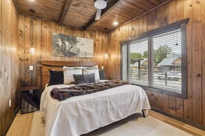 House | 4 bedrooms - Peak Pursuit by Beyond Expectations Mountain Home With Indoor Pool (Pigeon Forge)