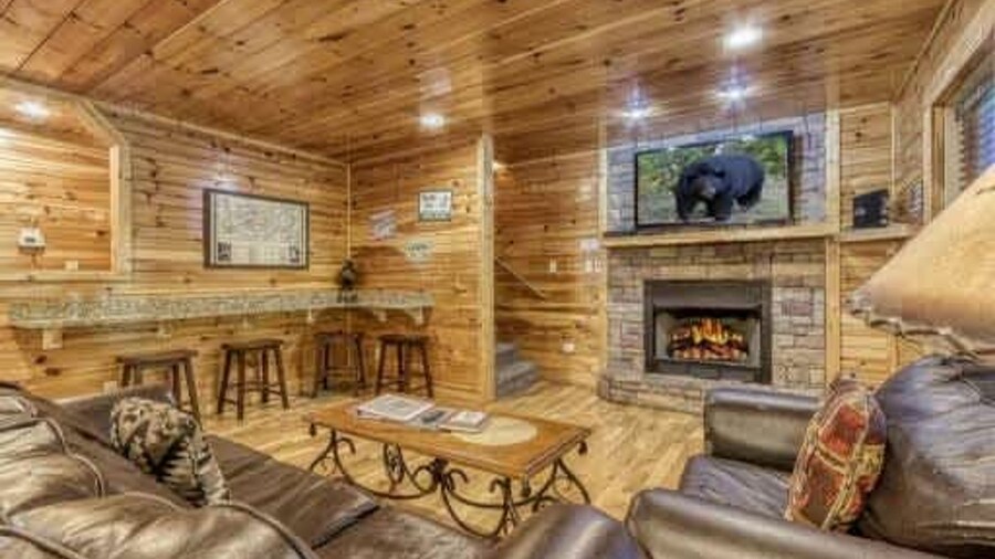 Day Dreamer Cabin With Views by Beyond Expectations