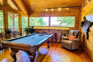 Suite - Across the Creek Cabin by Beyond Expectations With Hot Tub (Pigeon Forge)