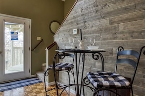 House | 2 bedrooms - Bearly Makin It Chalet by Beyond Expectations (Gatlinburg)