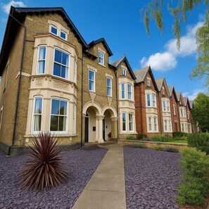 Exterior - Clapham Road Apartment (Bedford)